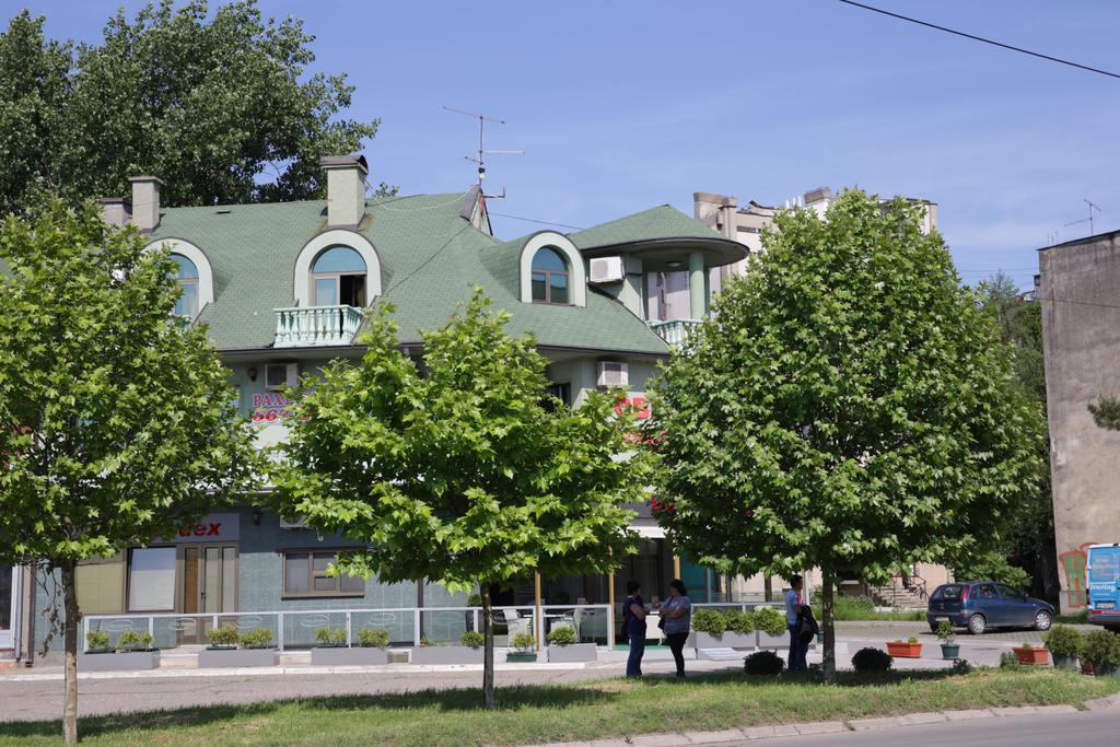Guesthouse Villa Modex 패레신 외부 사진