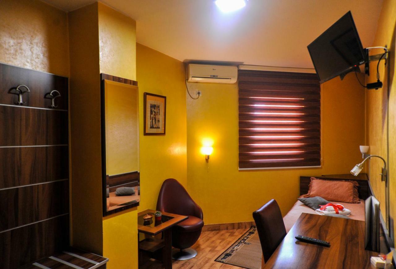 Guesthouse Villa Modex 패레신 외부 사진