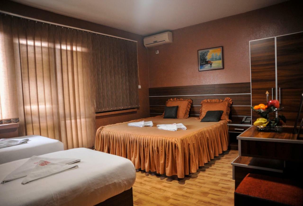Guesthouse Villa Modex 패레신 외부 사진